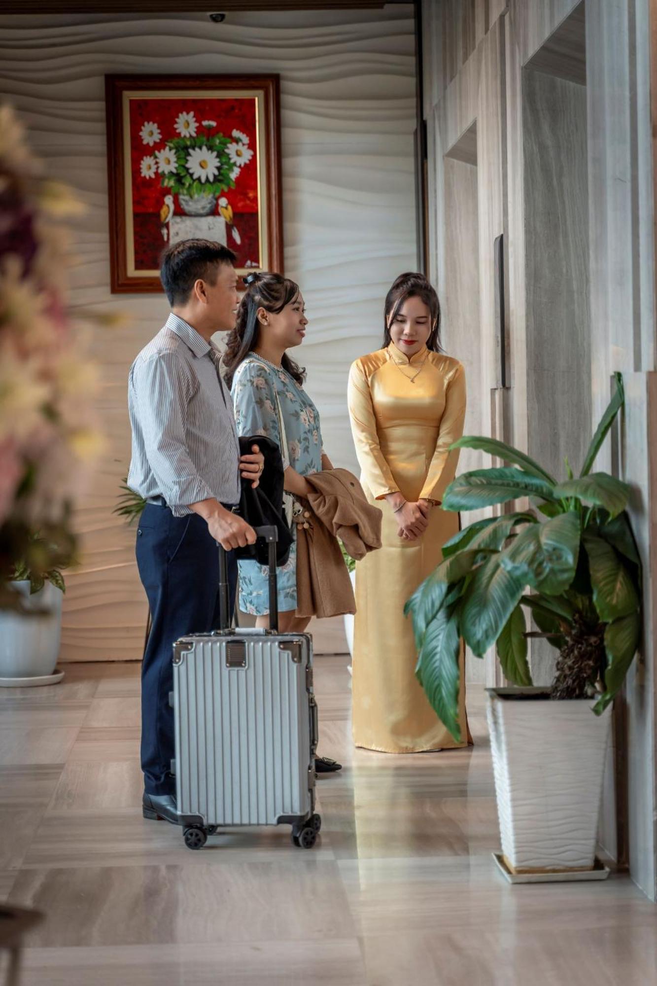 Hotel Poseidon Nha Trang Exterior foto